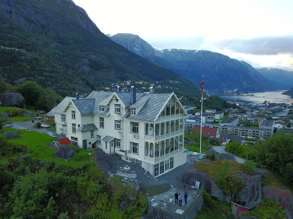 Vikinghaug Apartment Odda Ngoại thất bức ảnh